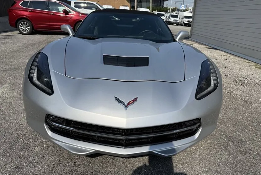 2016 Chevrolet Corvette Stingray 2LT photo 1