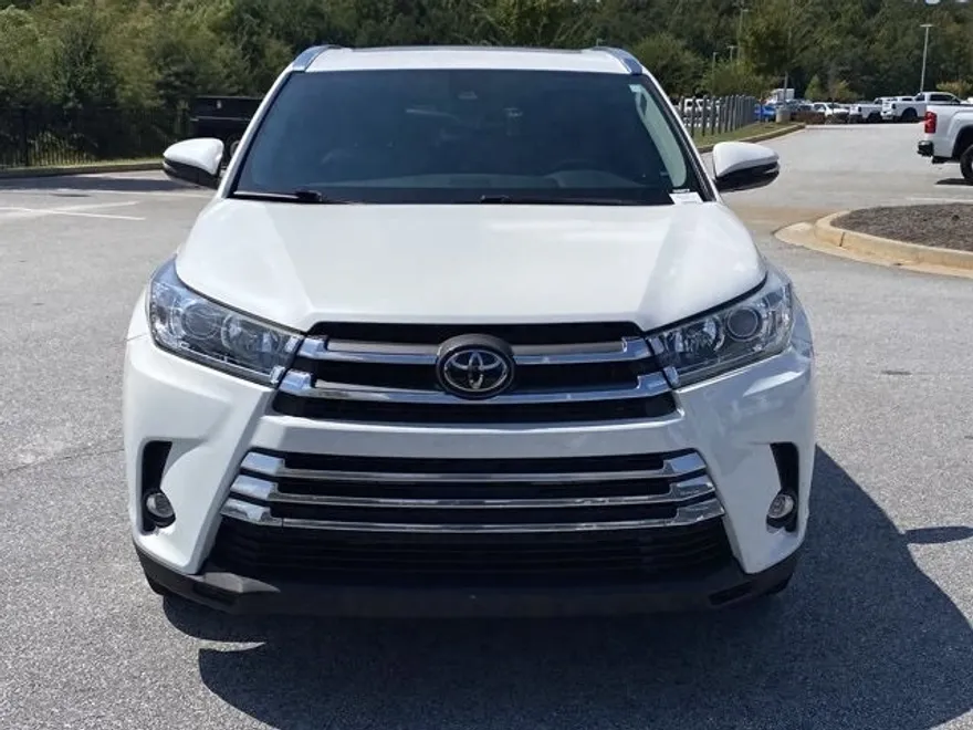 2019 Toyota Highlander Limited photo 1