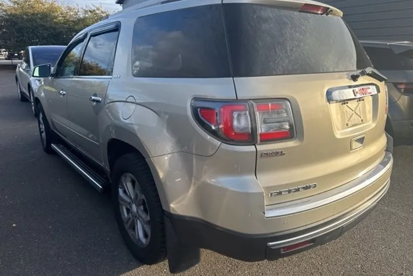 2015 Gmc Acadia SLT photo 1