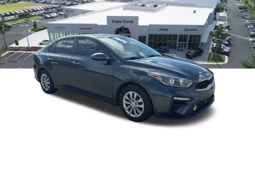 2021 Kia Forte FE photo 1