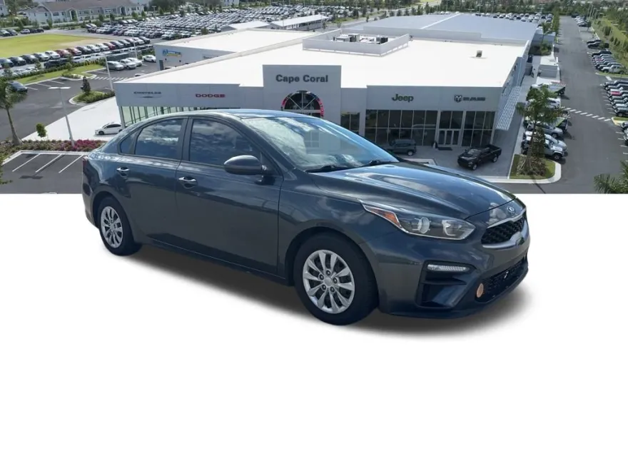 2021 Kia Forte FE photo 1