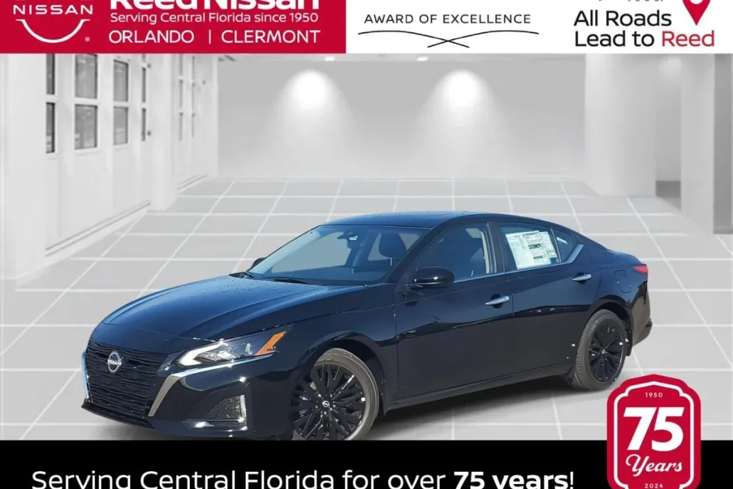 2025 Nissan Altima SV photo 1