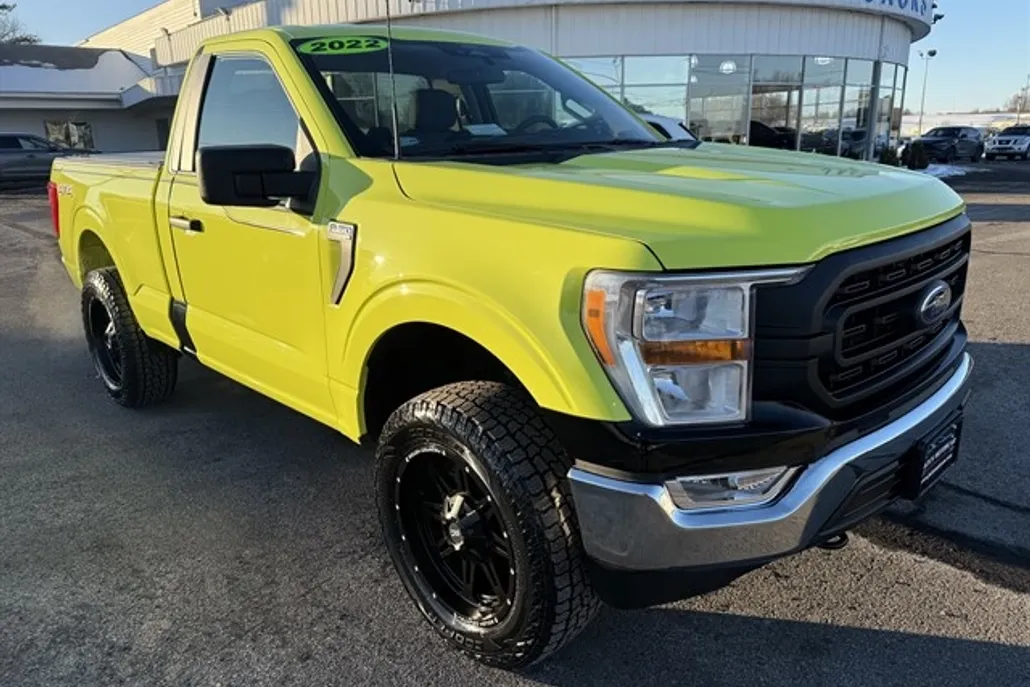 2022 Ford F-150 XL photo 1