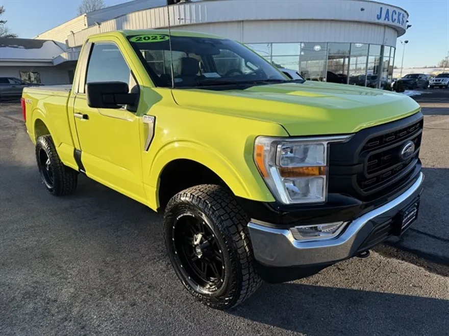 2022 Ford F-150 XL photo 1