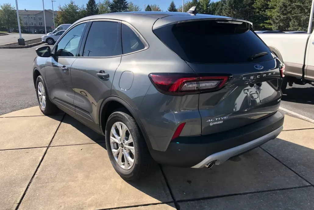 2025 Ford Escape Active photo 1