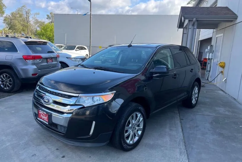 2014 Ford Edge SEL photo 1