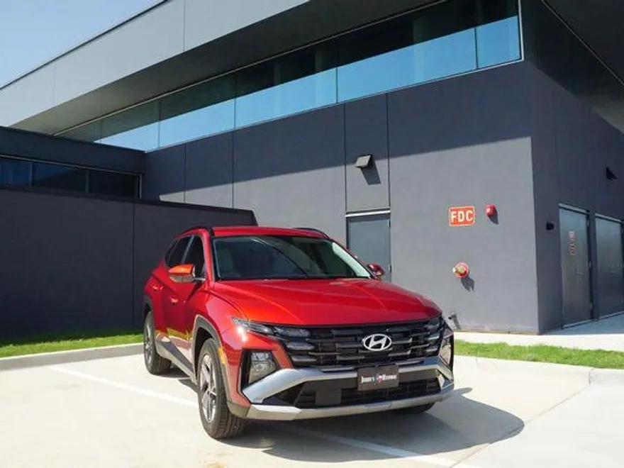 2026 Hyundai Tucson SEL photo 1