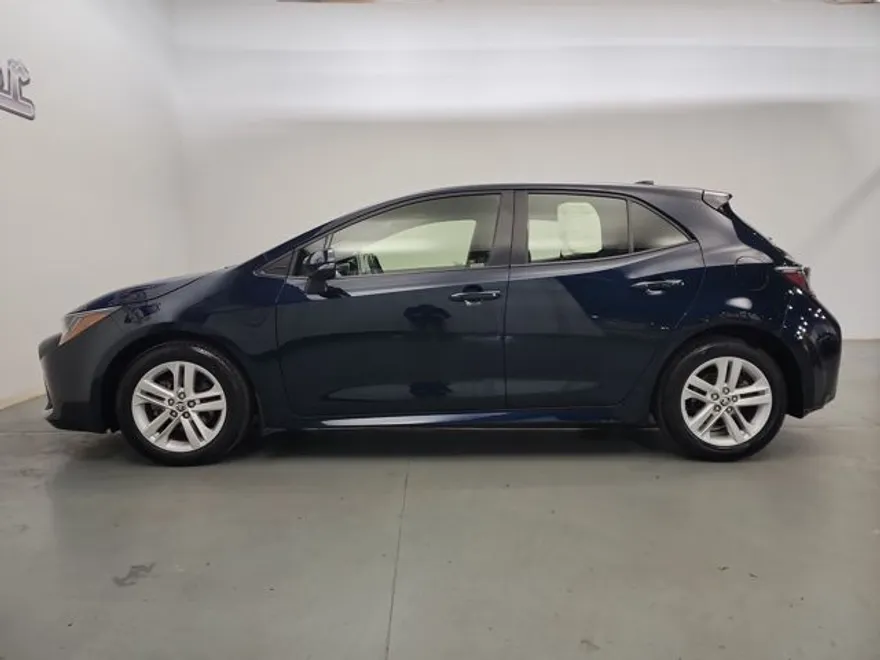 2021 Toyota Corolla Base photo 1