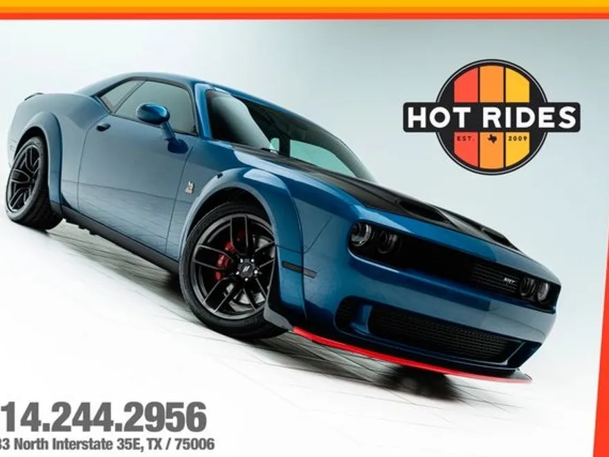 2020 Dodge Challenger R/T photo 1