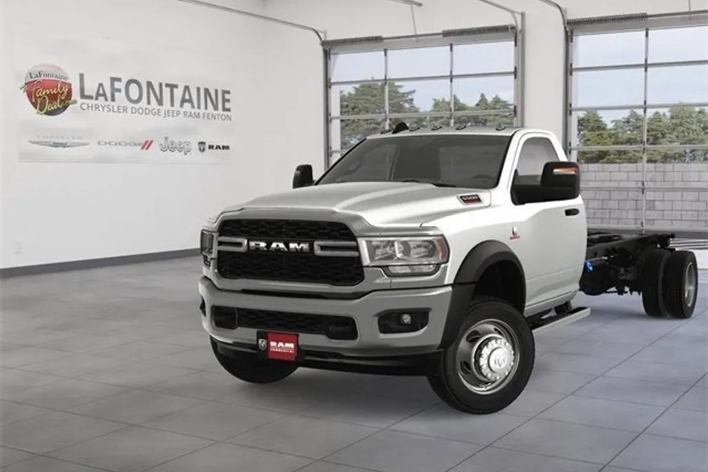 2024 Ram 5500 Tradesman photo 1