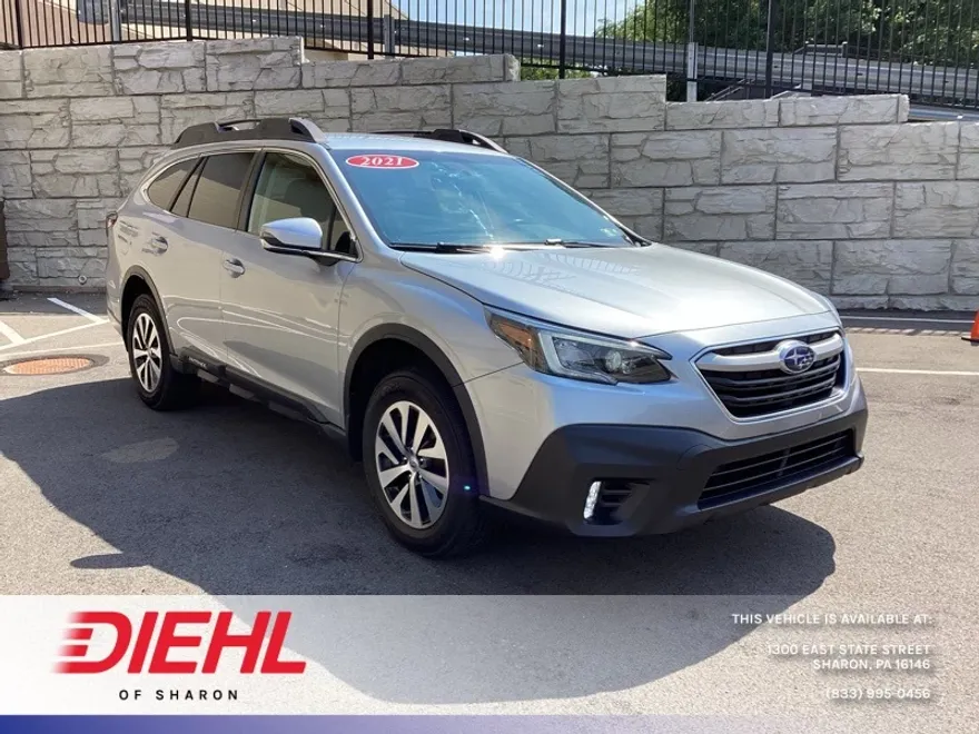 2021 Subaru Outback Premium photo 1