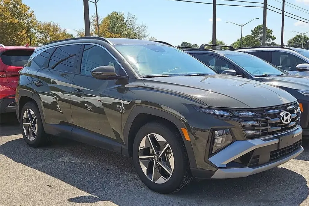 2025 Hyundai Tucson SEL photo 1