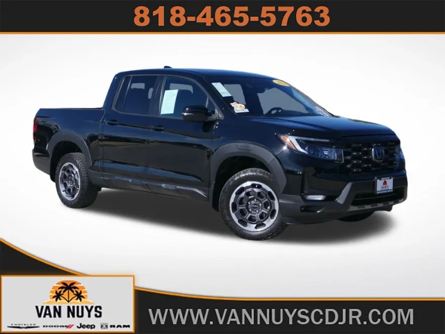 2024 Honda Ridgeline TrailSport photo 1