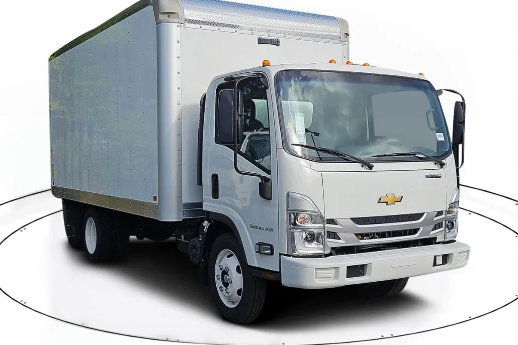 2025 Chevrolet Silverado photo 1