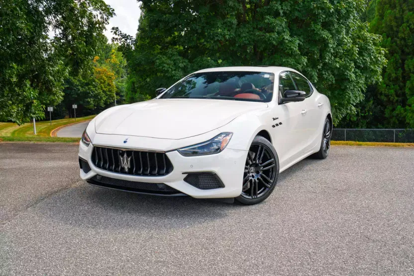 2022 Maserati Ghibli Modena Q4 photo 1