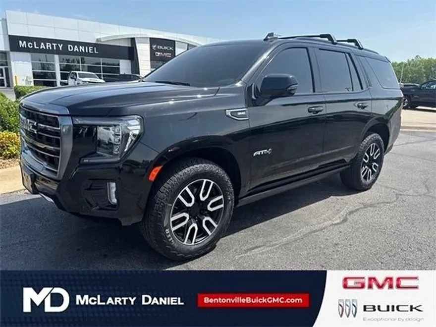 2023 Gmc Yukon AT4 photo 1