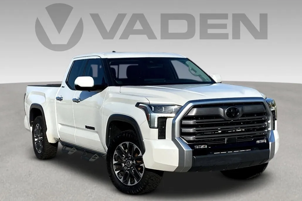 2022 Toyota Tundra Limited photo 1