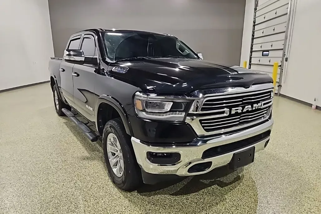 2022 Ram 1500 Laramie photo 1