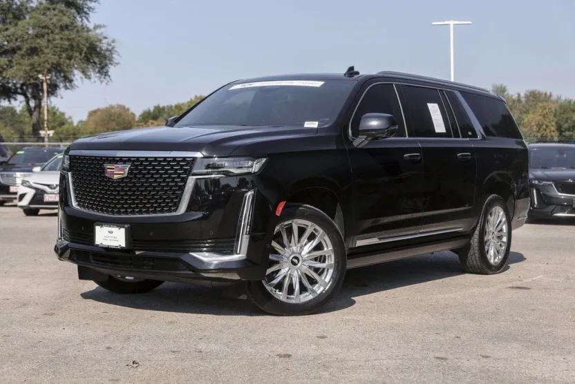 2022 Cadillac Escalade ESV Premium Luxury photo 1