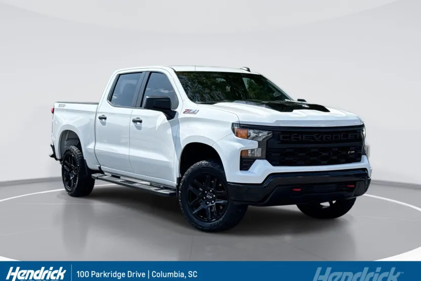 2023 Chevrolet Silverado 1500 Custom Trail Boss photo 1