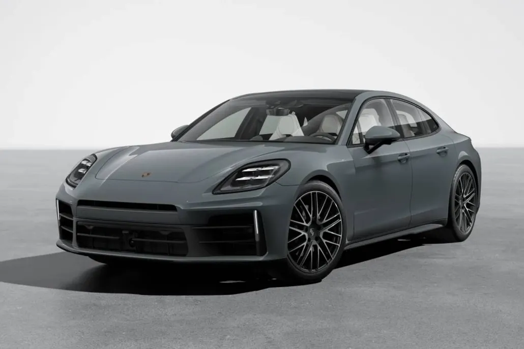 2026 Porsche Panamera 4 photo 1