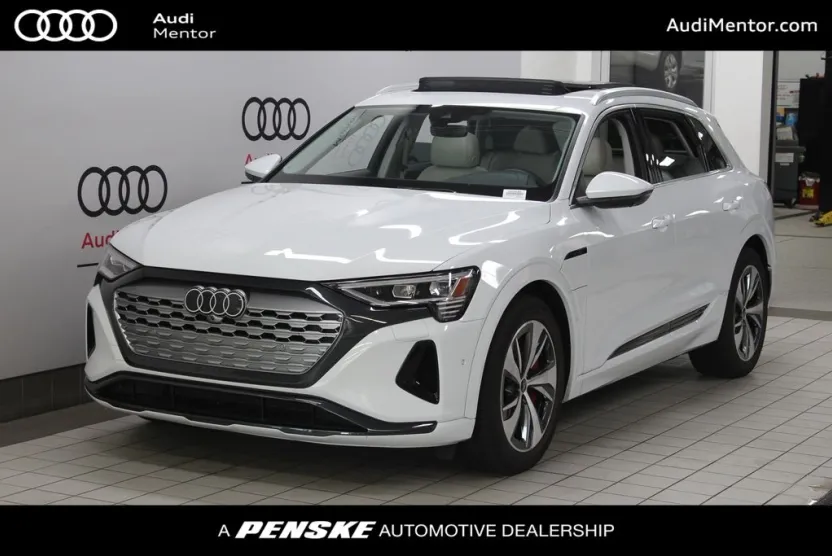 2024 Audi Q8 E-tron Premium Plus photo 1