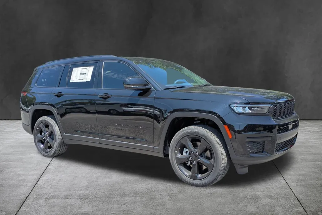 2025 Jeep Grand Cherokee Altitude X photo 1