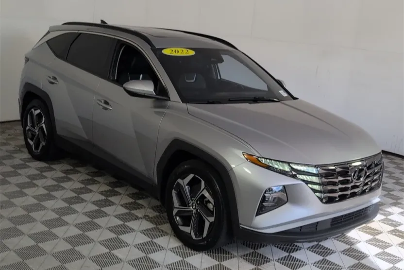 2022 Hyundai Tucson SEL photo 1