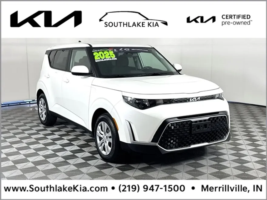 2025 Kia Soul LX photo 1