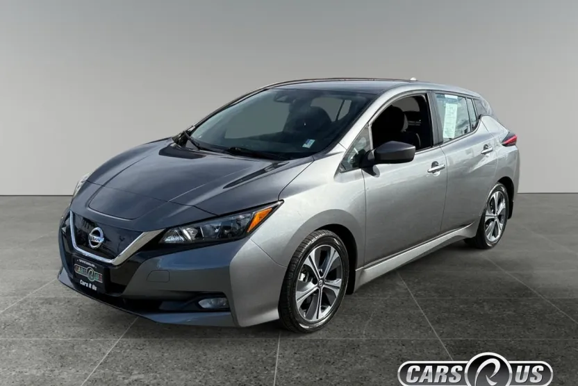 2020 Nissan Leaf SV photo 1