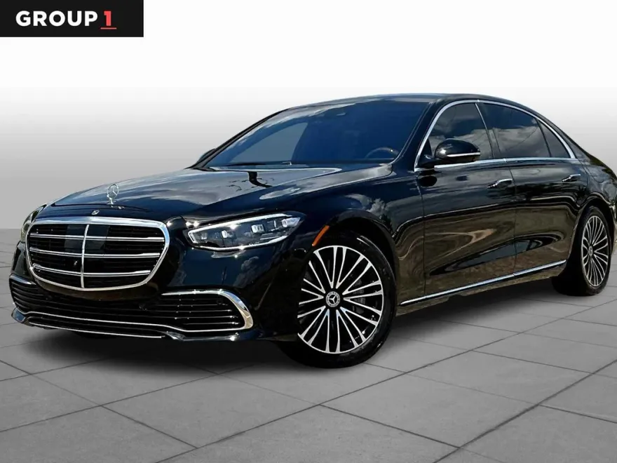 2024 Mercedes Benz S 580e photo 1