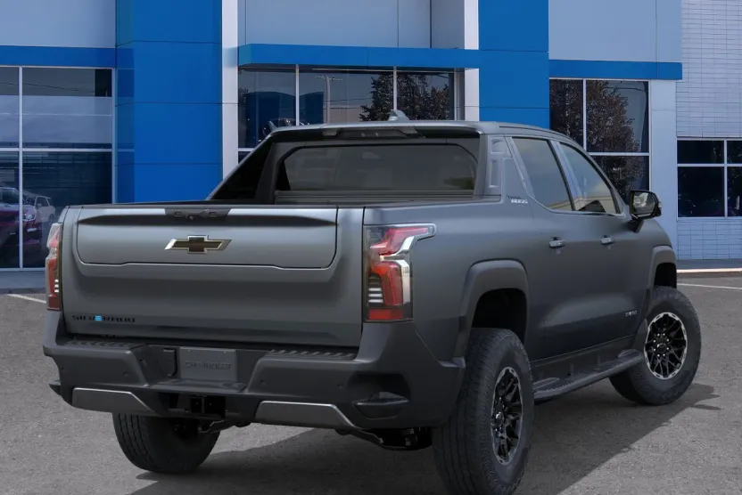 2026 Chevrolet Silverado EV Trail Boss photo 1