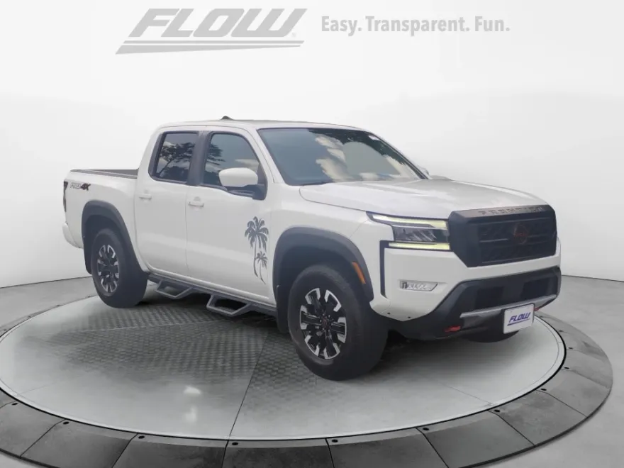 2023 Nissan Frontier Crew Cab PRO-4X photo 1