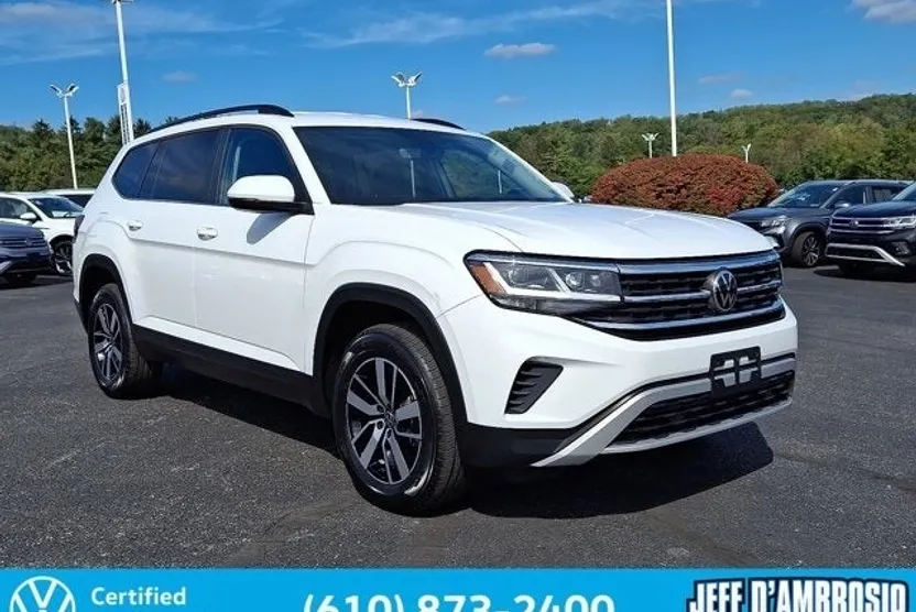 2022 Volkswagen Atlas SE photo 1