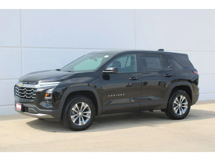 2026 Chevrolet Equinox LT photo 1