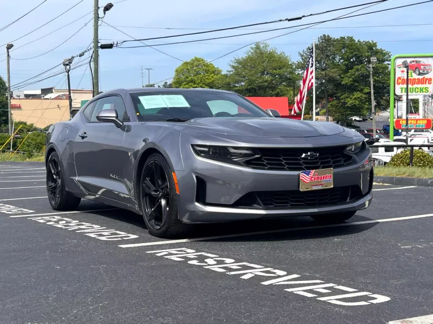 2021 Chevrolet Camaro 1LT Coupe photo 1