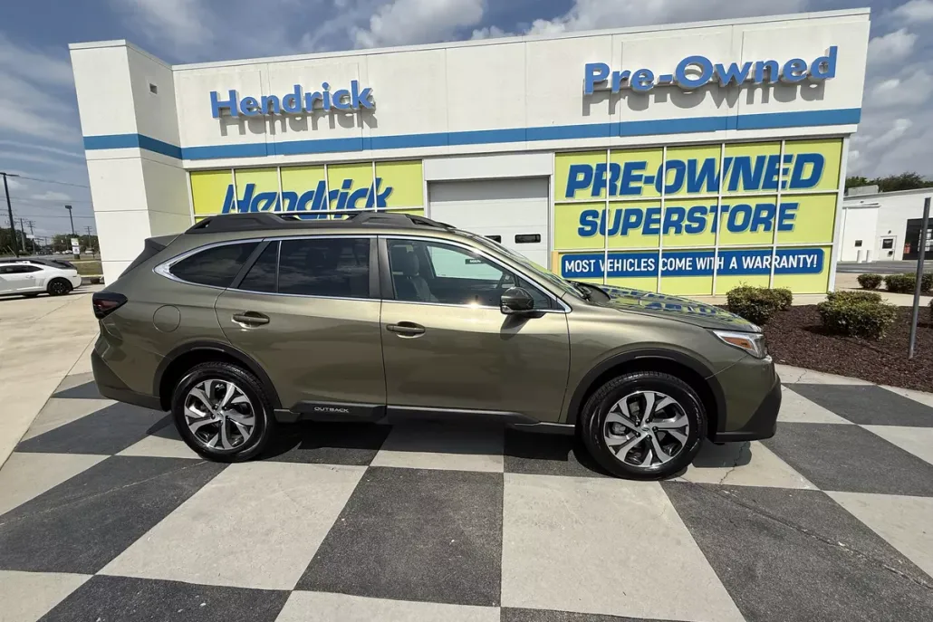 2022 Subaru Outback Limited photo 1