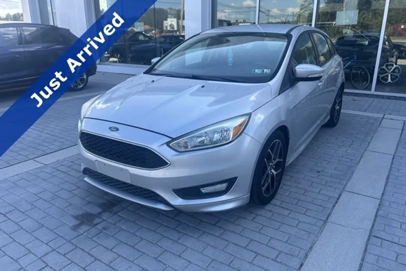 2015 Ford Focus SE photo 1