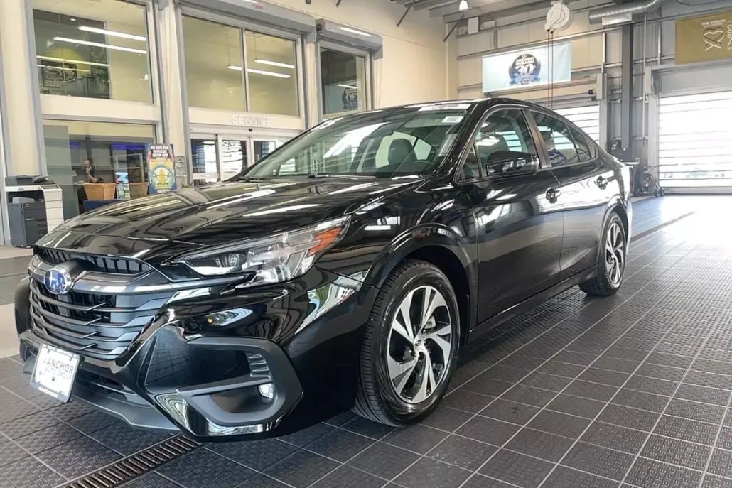 2025 Subaru Legacy Premium photo 1