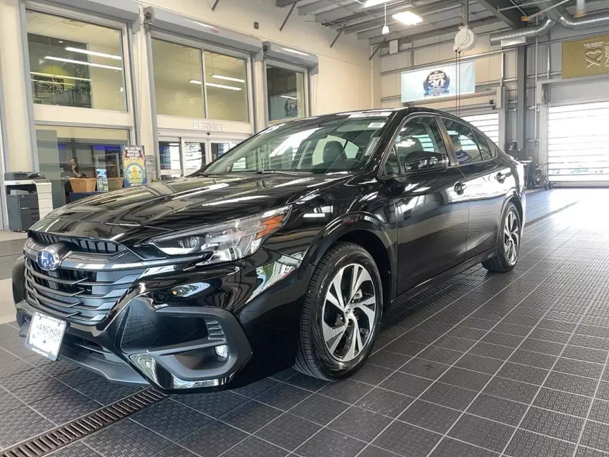 2025 Subaru Legacy Premium photo 1