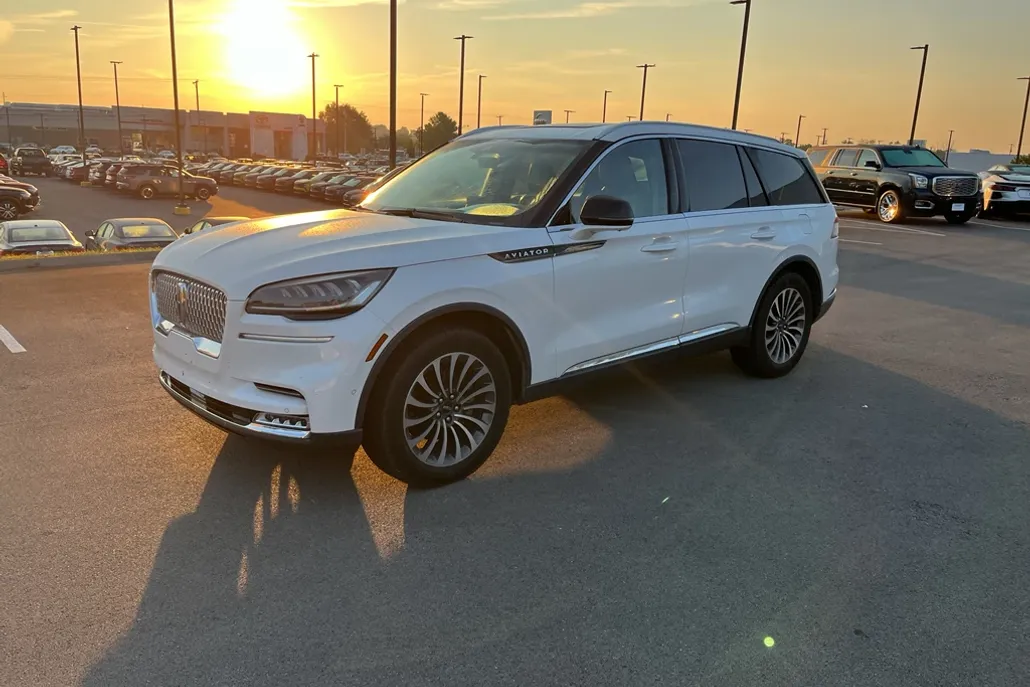 2020 Lincoln Aviator Reserve photo 1