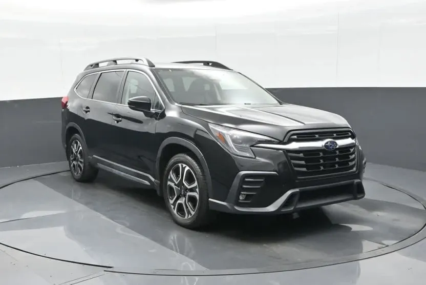 2024 Subaru Ascent Limited photo 1