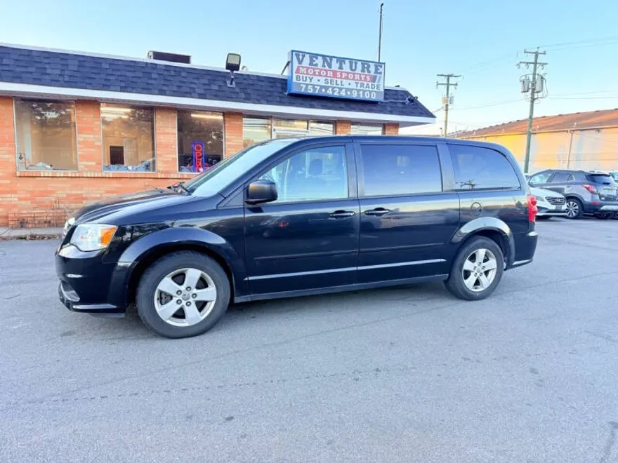 2017 Dodge Grand Caravan SE SXT Express photo 1