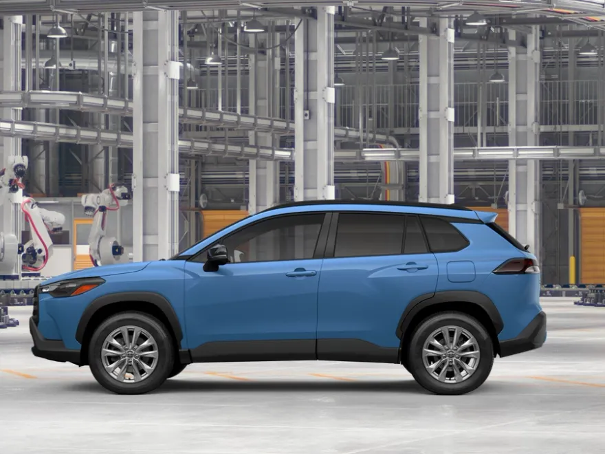 2026 Toyota Corolla Cross LE photo 1