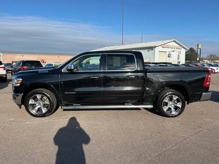 2019 Ram 1500 Laramie photo 1