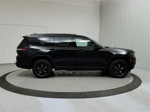 2025 Jeep Grand Cherokee Altitude X photo 4