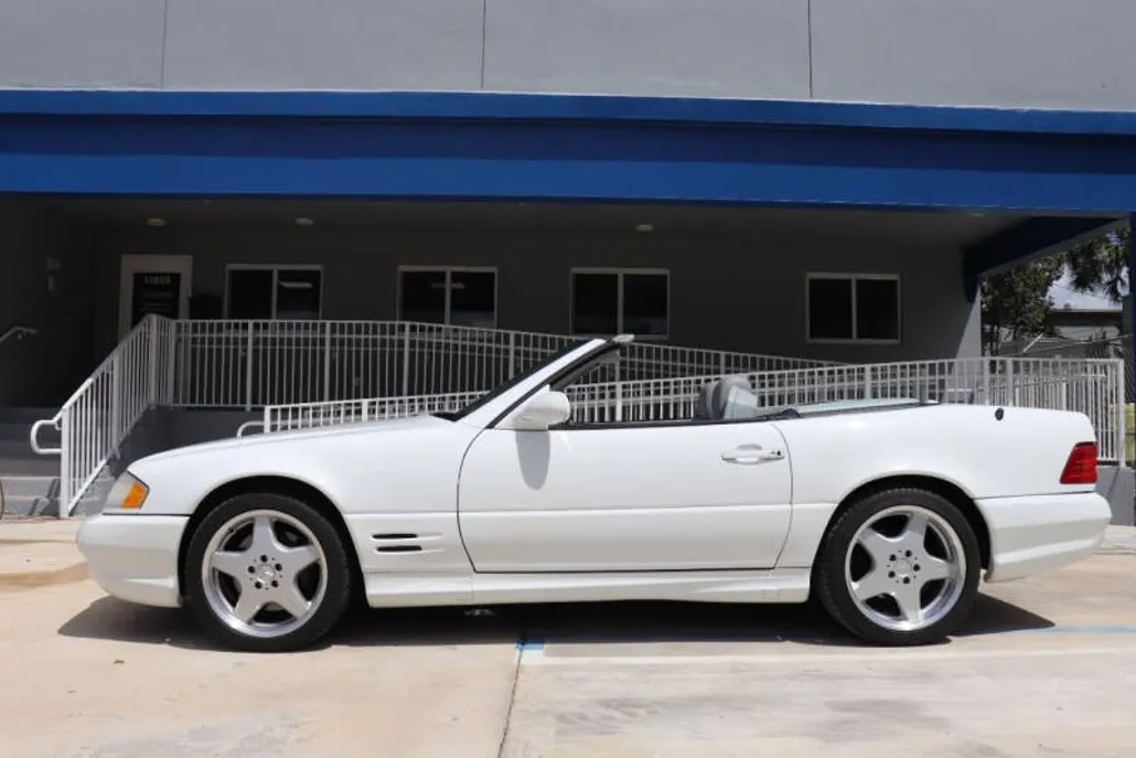 2001 Mercedes Benz SL 500 photo 1