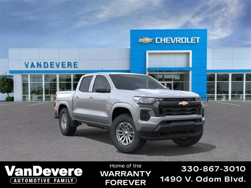 2025 Chevrolet Colorado Work Truck LT photo 1