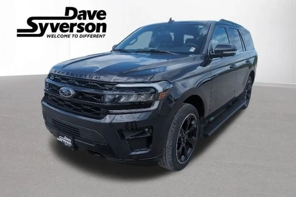 2022 Ford Expedition Limited photo 1