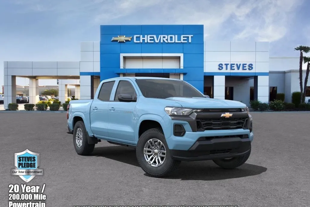 2025 Chevrolet Colorado LT photo 1